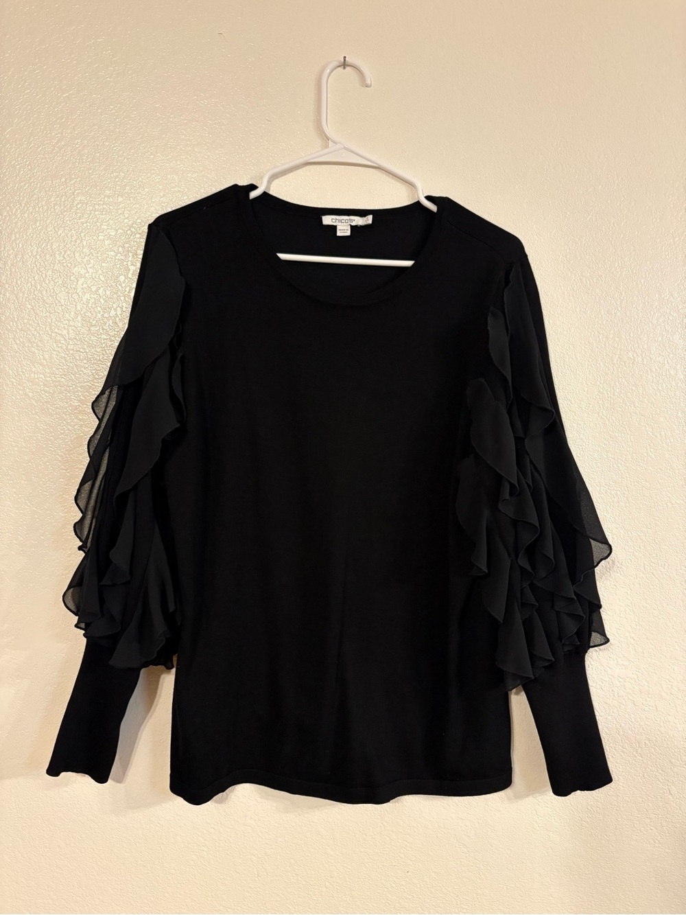 Chico's Black Crewneck Knit Top with Ruffled Sleeves Size L